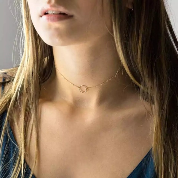 Dainty Minimalist Ring Choker Necklace Silver Sexy! Casual or Party Ready! - Picture 2 of 4